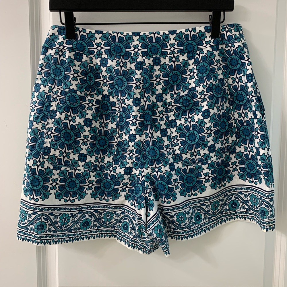 BODEN 100% Linen Georgina Shorts - Picture 3 of 5